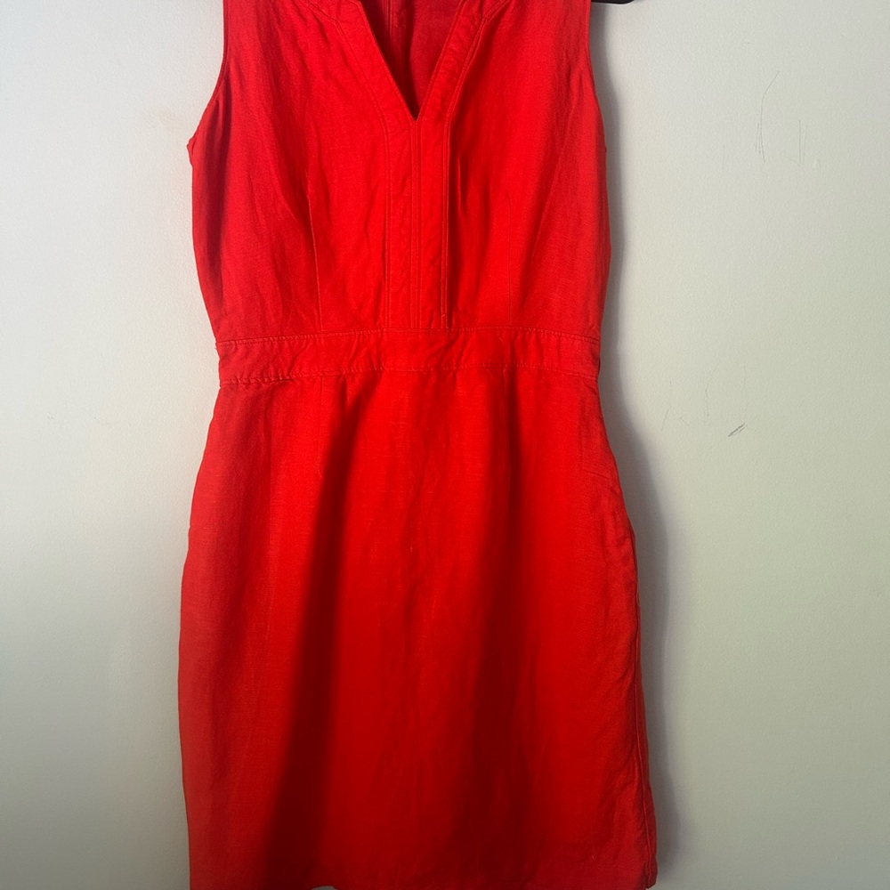 Elegant Red Sleeveless Dress